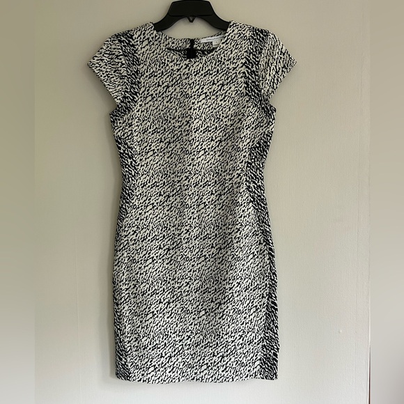 DVF DIANE VON FURSTENBERG Pele Snake Wave Jacquard Dress Office Cocktail Size 6 - Picture 3 of 15